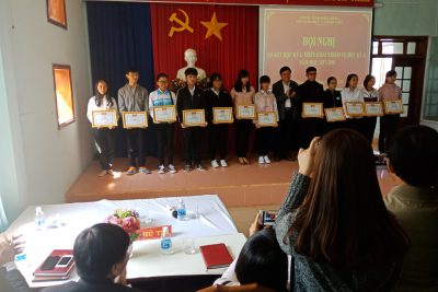 Tuyên dương Giáo viên và học sinh đạt giải trong kỳ thi học sinh giỏi quốc gia 2018